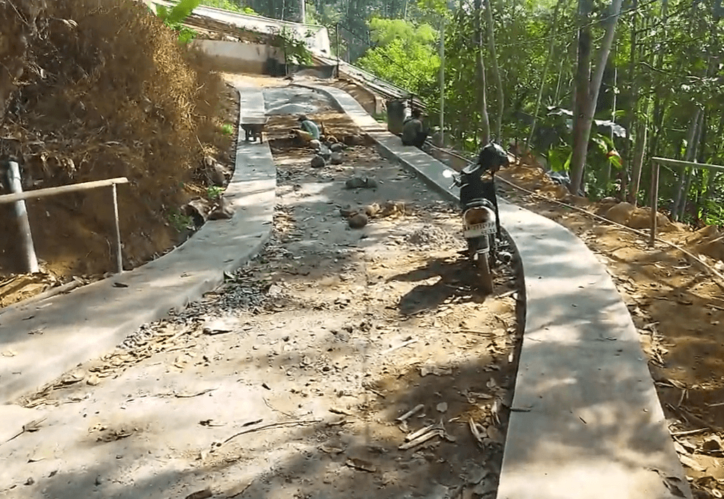 Gambar Pembangunan Jalan Lembah semagung